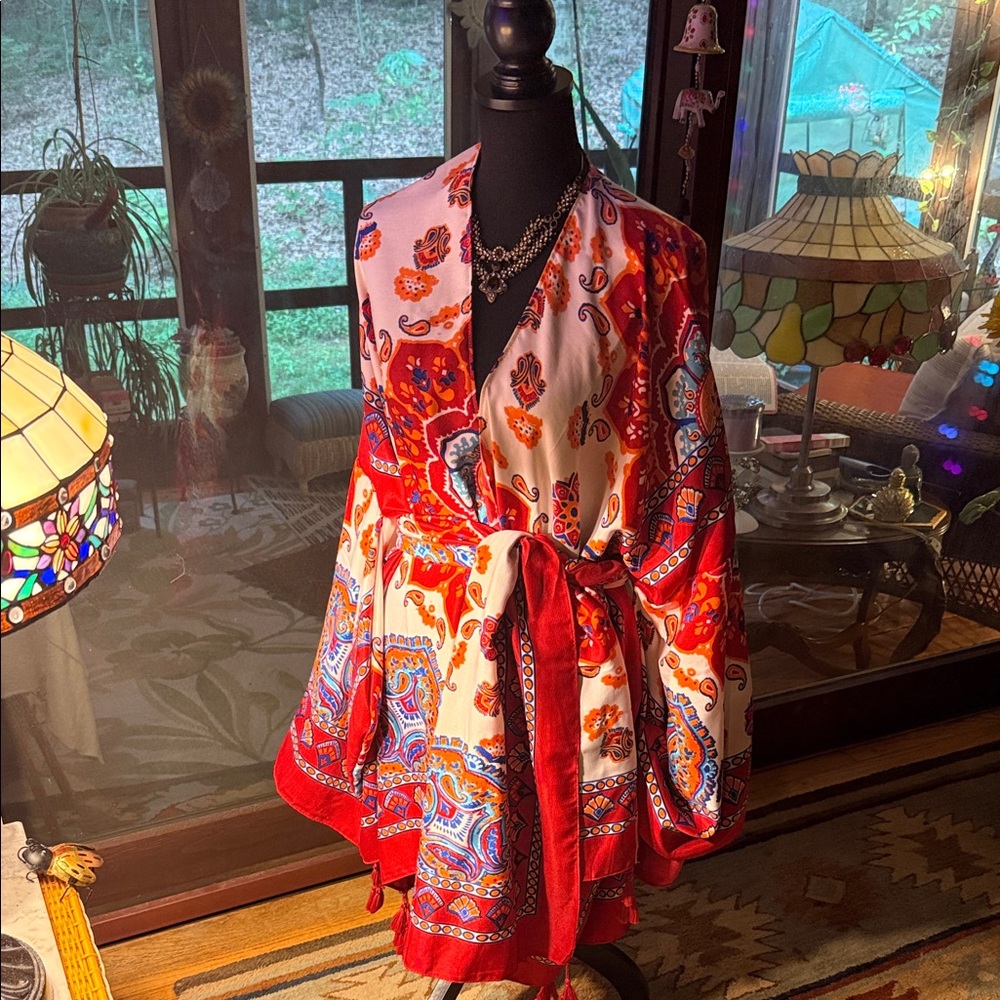 Elegant Red and White Women's Kimono Jacket